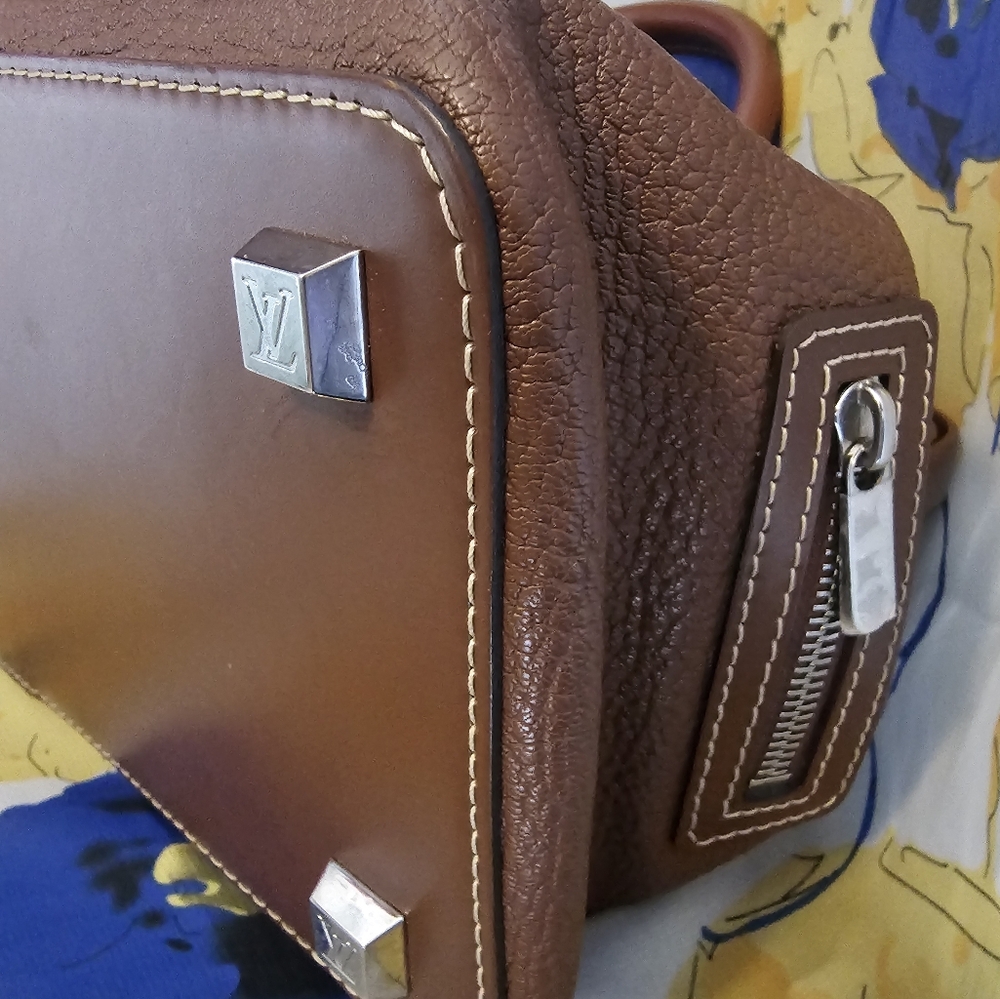LOUIS VUITTON Suhali L'Ingenieux Vintage SALE Now Including Matching Wallet!!! - Picture 10 of 16